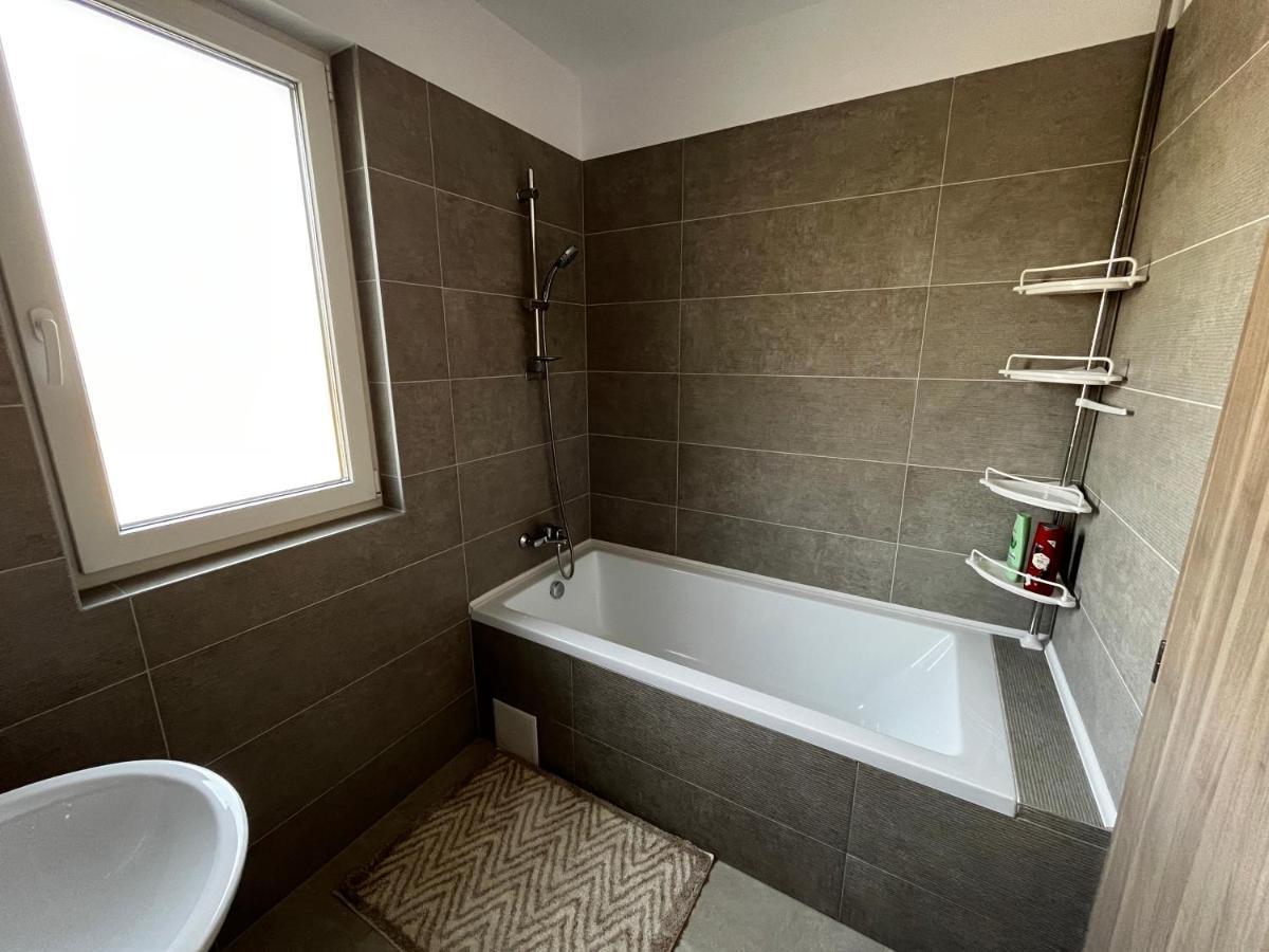 Apartament Modern Cu O Camera Lejlighed Timişoara Eksteriør billede
